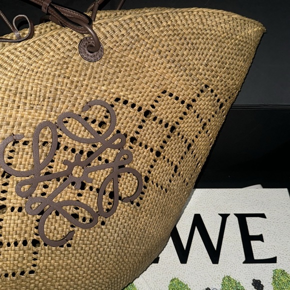 Loewe Large Anagram Basket Olive green basket bag - Picture 5 of 8